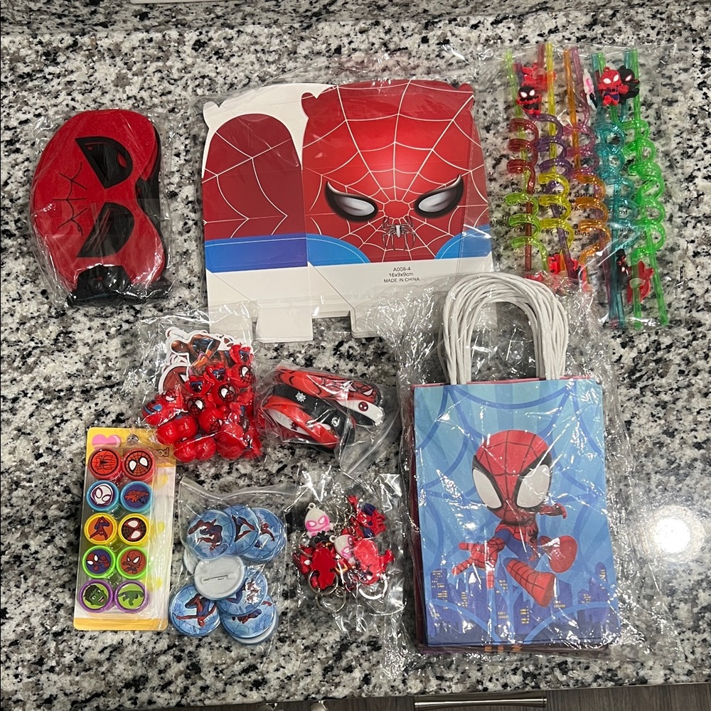 Spider-Themed Party Supplies Set